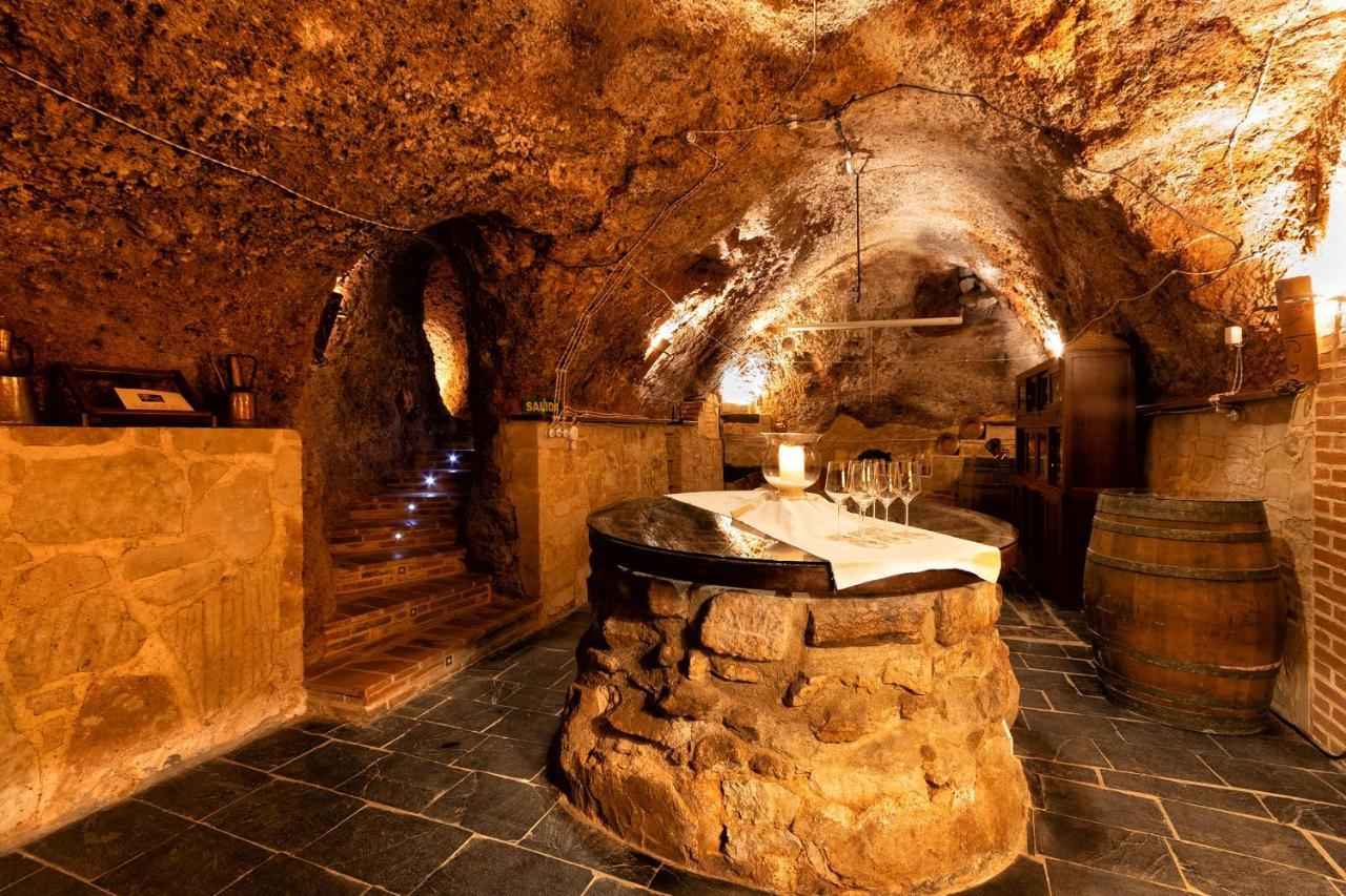 Vinarius, Posada Rural Castellanos de Villiquera Exteriör bild