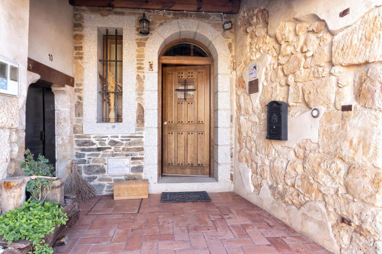 Vinarius, Posada Rural Castellanos de Villiquera Exteriör bild
